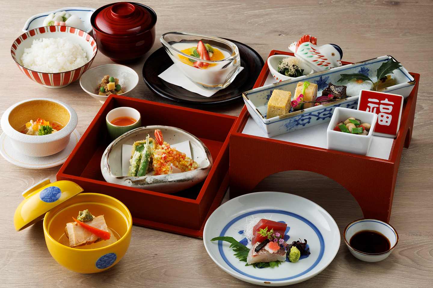 【未使用品】 雲上の風呂 三ヶ根温泉 三洲園ホテル 灰皿 FINE CHINA ve9mh800000013z9.jpg